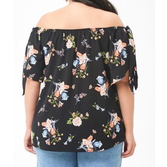 Plus size floral off-the-shoulder top - Picture 3 of 3
